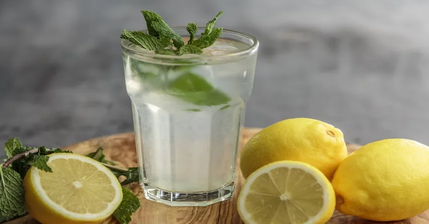Lemon Water | ఎండాకాలం అని నిమ్మరసం అతిగా తాగుతున్నారా..? బీ కేర్‌ఫుల్!