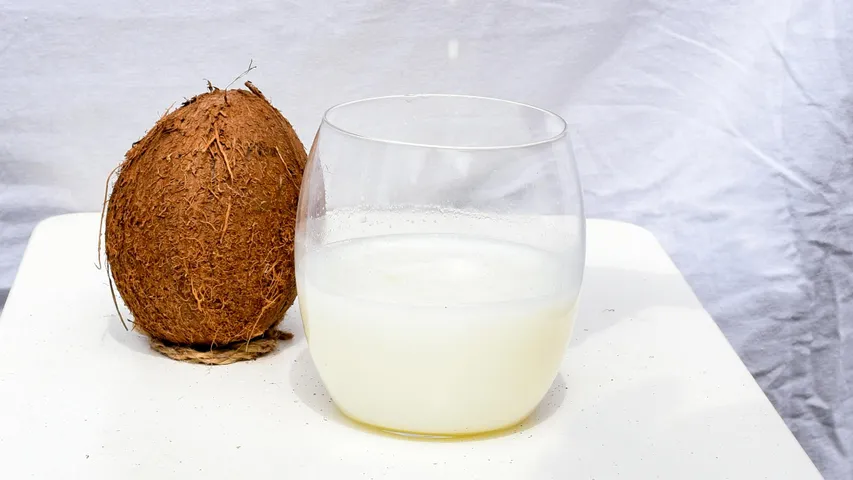Coconut Water: వేసవిలో ఏ సమయంలో కొబ్బరి నీళ్లు తాగాలి? తప్పక తెలుసుకోండి!