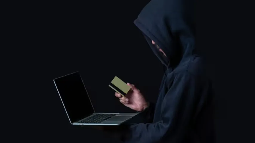 Online Scam: ఆన్‌లైన్‌లో ఫ్లైట్ టిక్కెట్‌లను బుక్ చేస్తున్నారా? ఇవి తెలుసుకోండి.