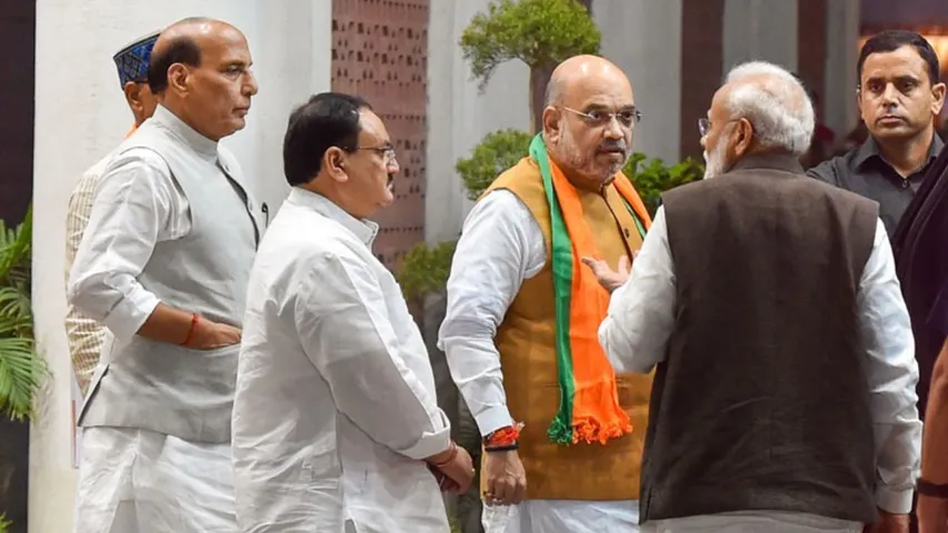 Lok Sabha Election Result: మ్యాజిక్‌ ఫిగర్‌కు దూరంలో బీజేపీ.. ప్రభుత్వ ఏర్పాటుకు మంతనాలు
