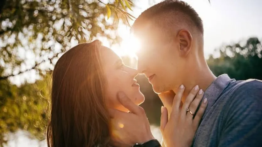 Relationship Tips: భార్యా భర్తల మధ్య వయసు తేడా ఎందుకు ఉండాలో తెలుసా?