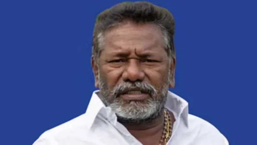 తమిళ నటుడు వద్ద  40 బుల్లెట్లు స్వాధీనం!
