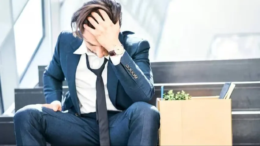 Layoffs : ఐటీ రంగంలో ఆగని లేఆఫ్‌లు.. ఈ ఏడాది 98 వేల జాబ్స్‌ కట్‌