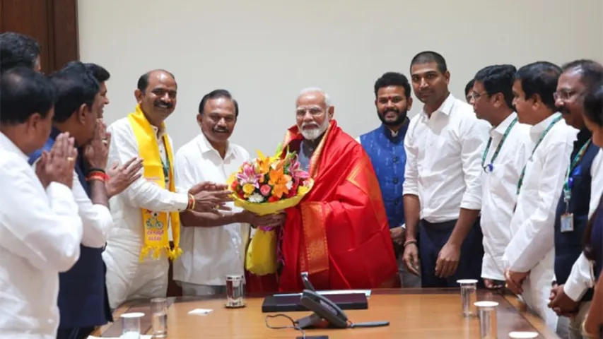 Andhra Pradesh : టీడీపీ, బీజేపీ కలిసి పనిచేస్తాయి.. ప్రధాని మోదీ కీలక వ్యాఖ్యలు