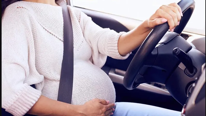 Pregnancy: ప్రెగ్నెన్సీలో  సీటు బెల్ట్ పెట్టుకుంటే ఏమవుతుంది..? ఎలా ధరించాలి..?