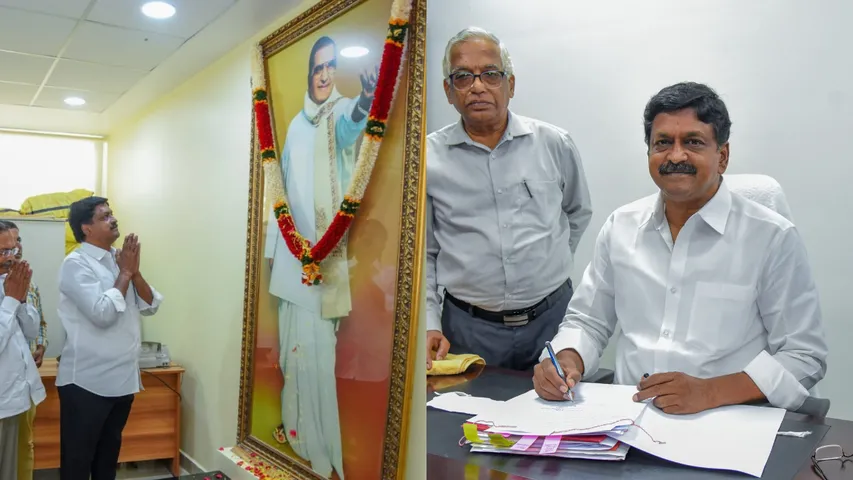 Keshav Payyavula: ఏపీ ఆర్ధికశాఖ మంత్రిగా బాధ్యతలు చేపట్టిన పయ్యావుల కేశవ్‌