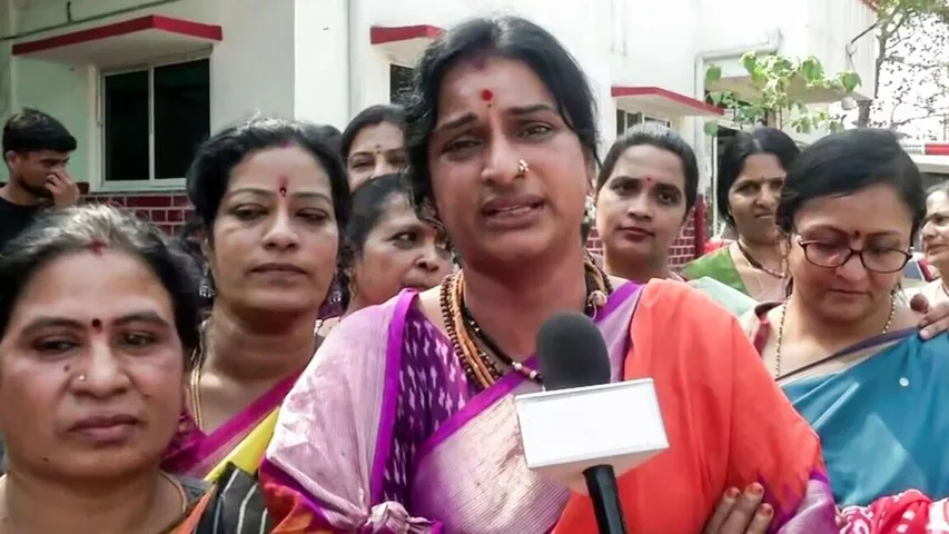 Madhavi Latha: హైదరాబాద్‌లో కాషాయ జెండా ఎగురవేస్తున్నాం.. మాధవి లత ధీమా