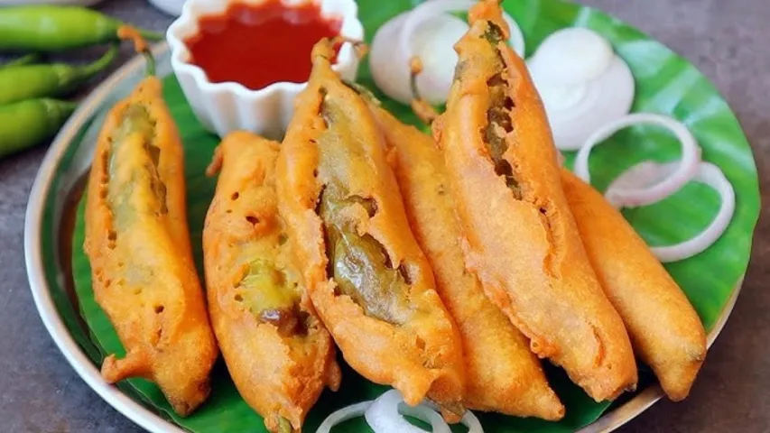 Mirchi Vada: మీకు స్పైసీ ఫుడ్ అంటే ఇష్టమా? అయితే ఈ మిర్చి వడను తినండి.. టేస్ట్‌ మాములుగా ఉండదు మరి!