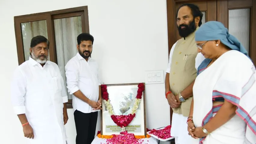 CM Revanth Reddy: పీవీ నరసింహ రావుకు సీఎం రేవంత్ నివాళి