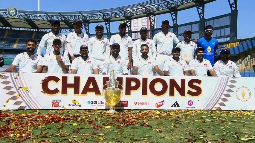 Domestic Cricket Schedule: దేశవాళీ క్రికెట్ టోర్నమెంట్స్ రూల్స్ మారాయి.. షెడ్యూల్ ప్రకటించిన బీసీసీఐ.. 