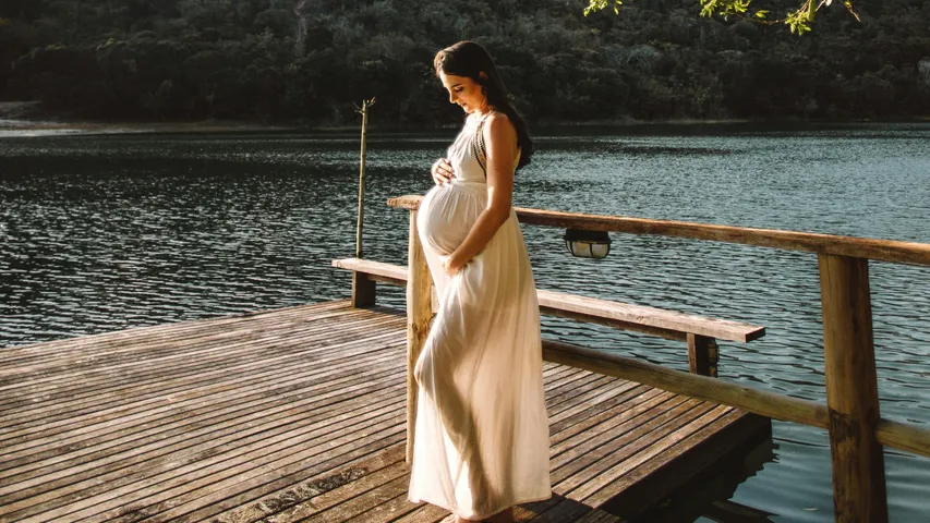Pregnant Women : ఈ ఐదు గౌన్లు గర్భిణీలకు ఎంతో బెస్ట్‌.. తేలికగా ఉండడమే కాకుండా అద్భుతమైన రూపాన్ని ఇస్తాయి!