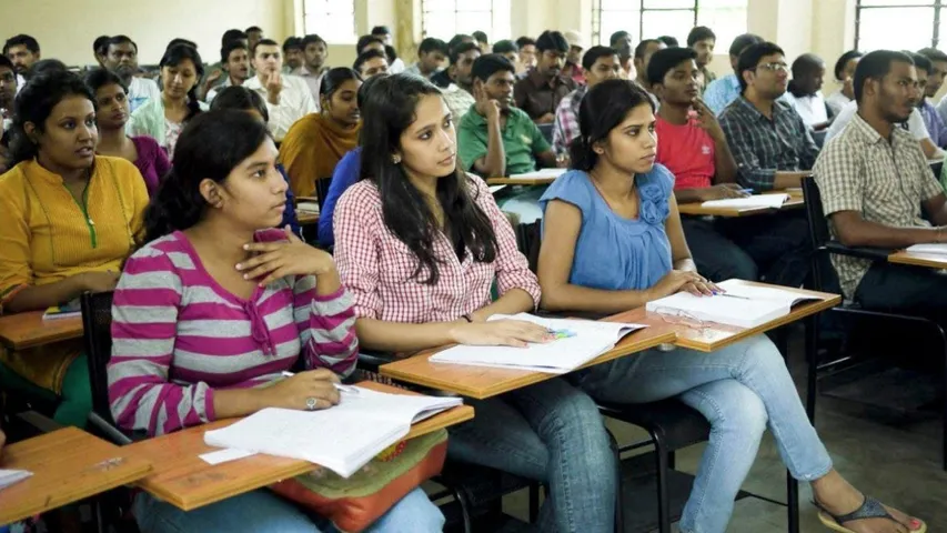 IGNOU: ఇగ్నోలో అడ్మిషన్స్‌.. కాసేపట్లో ముగియనున్న అప్లికేషన్స్‌ గడువు!