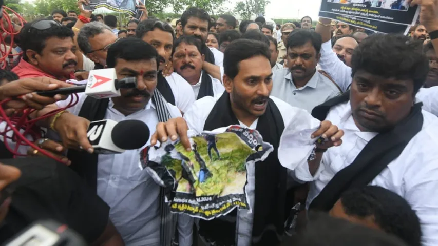 YS Jagan: ఏపీలో రాష్ట్రపతి పాలన.. ఢిల్లీలో ఏం చేస్తామంటే?: జగన్ సంచలనం