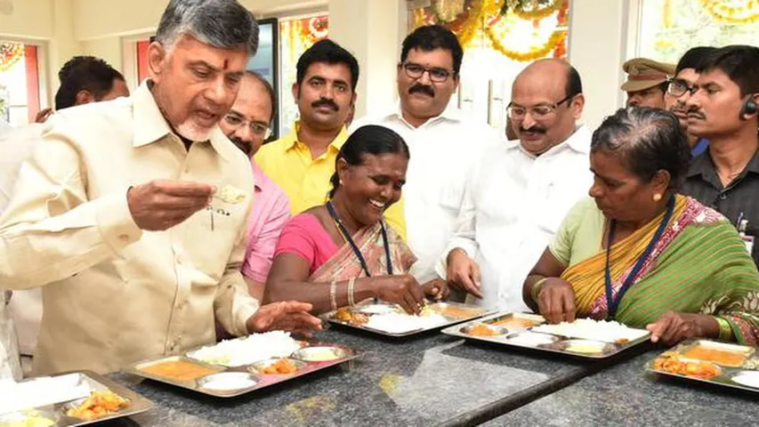 Anna Canteens: చంద్రబాబు కీలక నిర్ణయం.. ఆగస్టు 15 నుంచి అన్న క్యాంటీన్లు ప్రారంభం