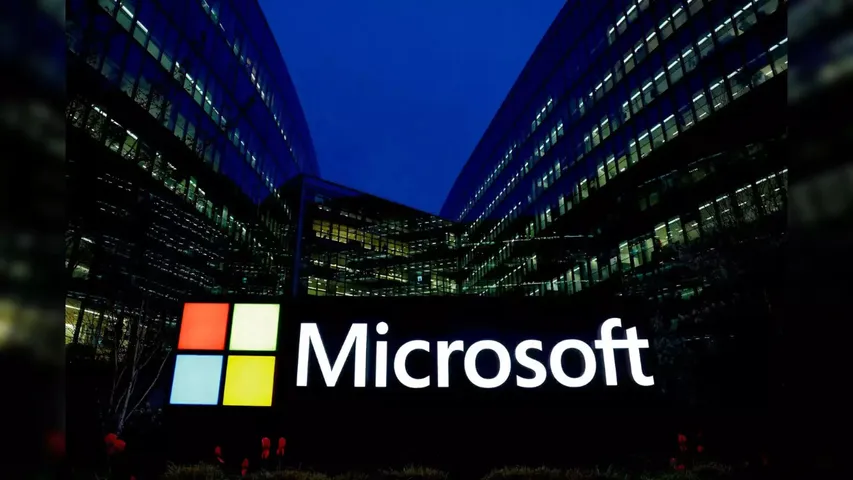 Microsoft Outage : మైక్రోసాఫ్ట్‌ విండోస్‌ క్రాష్‌.. బిలియన్ల డాలర్లు నష్టం