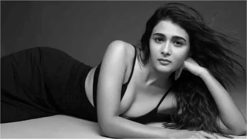 Shalini Pande : "ఆ సీన్ చీకటి గదిలో చేశారు"... భయమేసి బయటకు వెళ్ళిపోయిన షాలిని..!