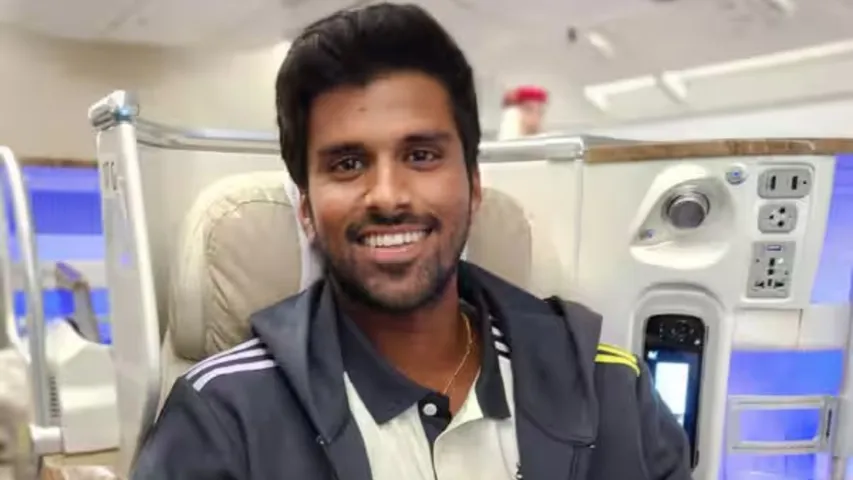 Team India: జింబాబ్వేకు పయనమైన భారత యువ జట్టు!