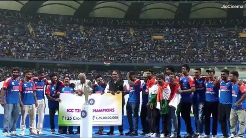 Team India Victory Celebrations: విశ్వవిజేతలకు సన్మానం.. దద్దరిల్లిపోయిన స్టేడియం