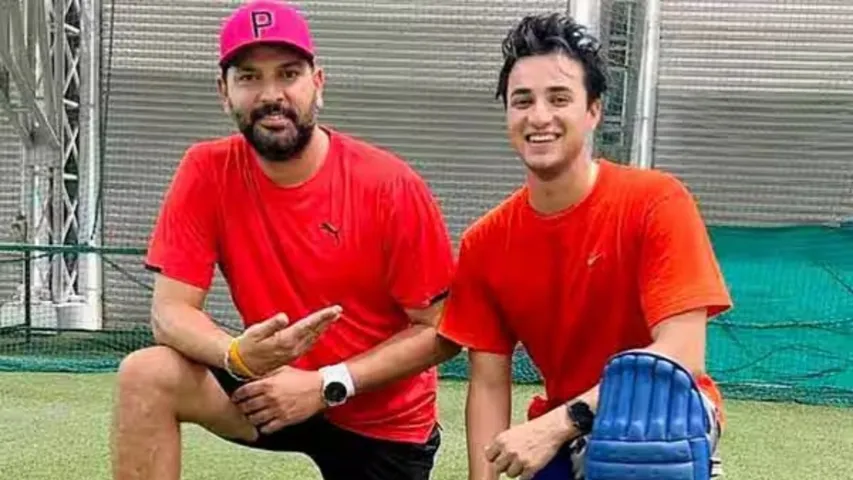 అభిషేక్ పై ప్రశంసలు కురిపించిన యువరాజ్!