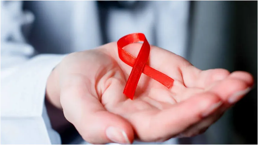 HIV: హెచ్‌ఐవి అపోహలు.. నిజంగానే వాటి ద్వారా వ్యాపిస్తుందా..?