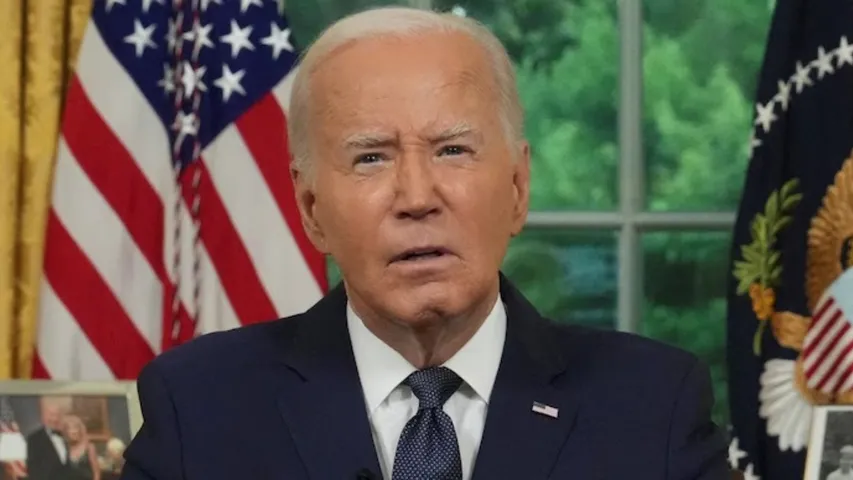 Joe Biden : మరోసారి తడబడ్డ జో బైడెన్‌.. నోరెళ్లబెట్టిన డెమోక్రట్లు