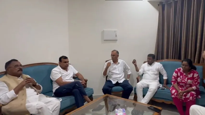 Telangana: బడ్జెట్‌లో తెలంగాణకు అన్యాయం.. కాంగ్రెస్ ఎంపీలు కీలక నిర్ణయం