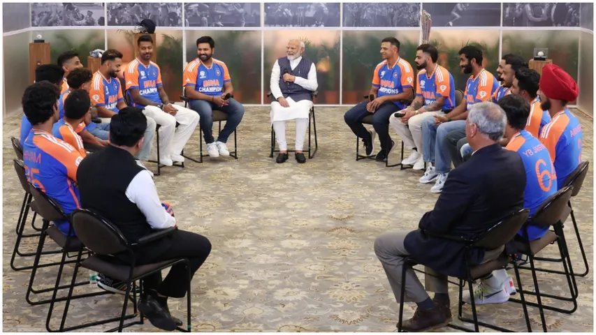 PM Modi: ఛాంపియన్లతో మోదీ చిట్ చాట్.. నవ్వులు పూయించిన వీడియో వైరల్!