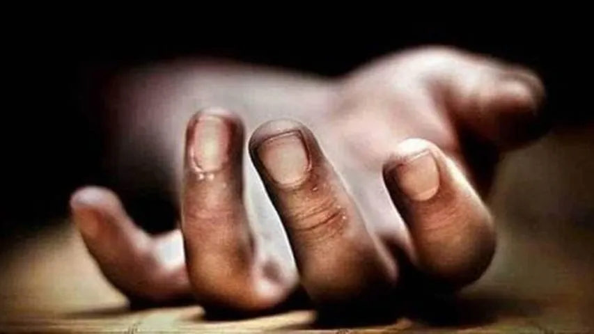 Telangana: దారుణం.. ఫోన్‌ ఛార్జింగ్‌ పెడుతుండగా కరెంట్‌ షాక్‌తో బాలిక మృతి