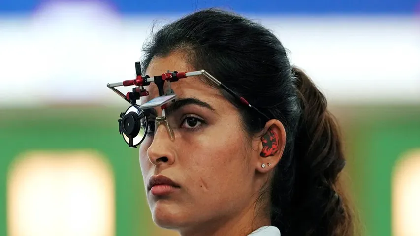 Paris Olympics Air Pistol: పారిస్ ఒలింపిక్స్‌ ఎయిర్ పిస్టల్ ఈవెంట్‌ ఫైనల్స్ లో మను భాకర్