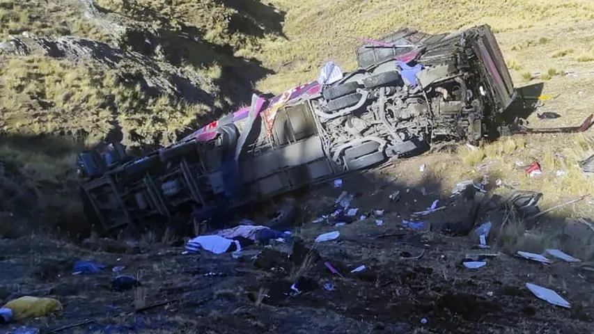 Peru Accident: ఘోర బస్సు ప్రమాదం.. 26 మంది మృతి
