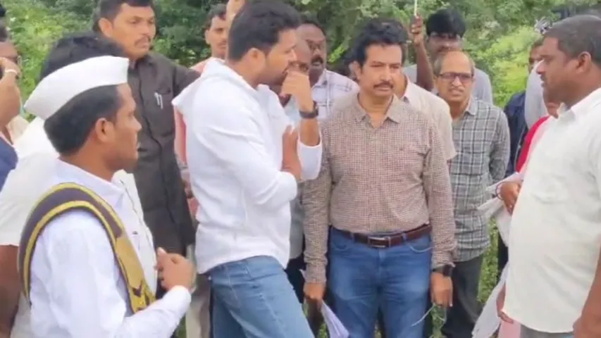 AP : ముంపు ప్రాంతాలలో జిల్లా కలెక్టర్.. ఆధికారులకు కీలక ఆదేశాలు..!