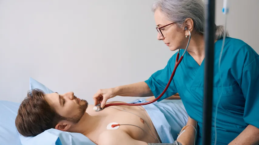 Heart Attack: గుండెపోటును ఓ వ్యక్తి ఎన్నిసార్లు తట్టుకోగలడు? లక్షణాలు, నివారణలు తెలుసుకోండి!