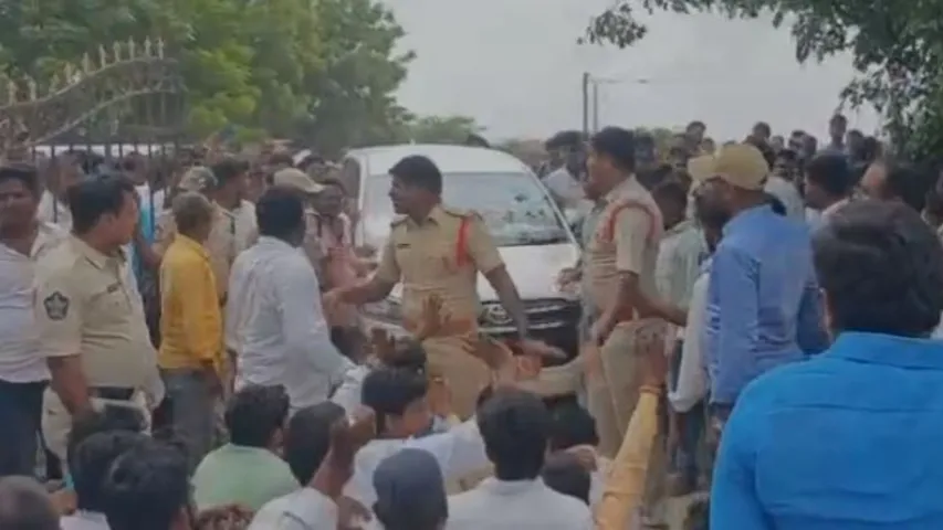 AP : ఎమ్మెల్యేను అడ్డుకున్న టీడీపీ శ్రేణులు.. మండల సమావేశం రసాబస..!