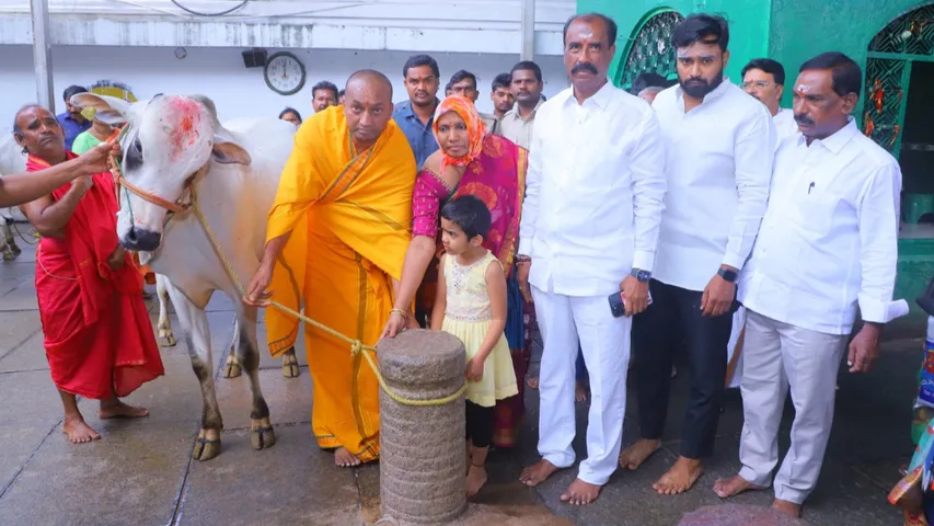వేములవాడలో రఘునందన్ రావు ప్రత్యేక పూజలు