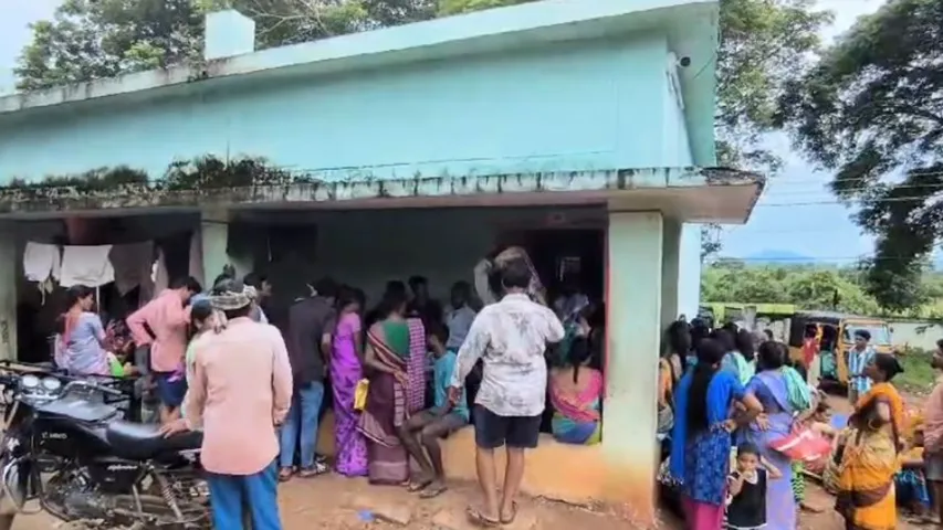 AP: ఇంకా ఏనాళ్లు వరదలకు ఇబ్బంది పడాలి.. బాధితుల ఆవేదన..!