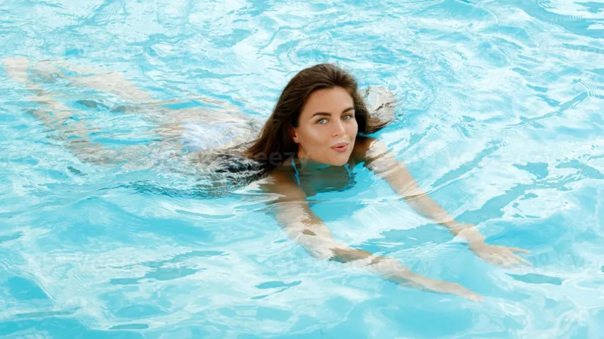 Swimming: అలాంటి వారు పొరపాటున కూడా స్విమ్మింగ్ చేయకూడదు.. చేస్తే అంతే!