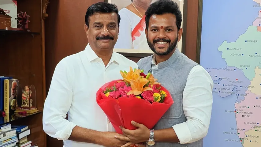 కేంద్ర మంత్రిని కలిసిన దుబ్బాక ఎమ్మెల్యే