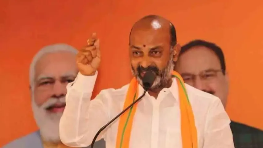 Telangana: కాంగ్రెస్‌లో బీఆర్‌ఎస్ విలీనానికి ఒప్పందం.. బండి సంజయ్ సంచలన వ్యాఖ్యలు