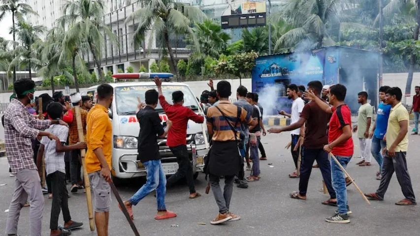 Bangladesh: మరోసారి భగ్గుమన్న బంగ్లాదేశ్.. 32 మంది మృతి