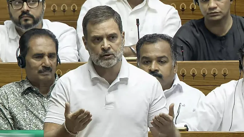 Rahul gandhi: రోస్టర్ బెంచ్ ముందుకు రాహుల్ గాంధీపై పౌరసత్వ పిటిషన్!