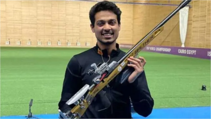 Paris Olympics: షూటింగ్‌లో ఫైనల్స్‌కు చేరుకున్న టికెట్ కలెక్టర్