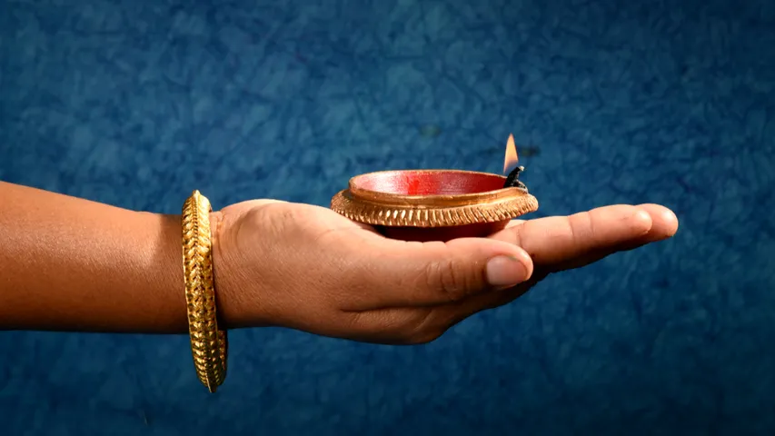 Nag Panchami 2024: నాగ పంచమి నాడు పితృ దోషాన్ని నివారించడానికి ఏం చేయాలి?