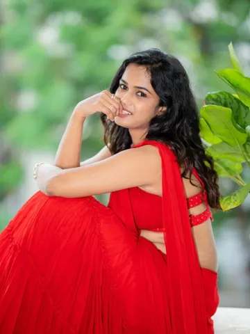 హాట్ బ్యూటీ అరియనా లేటెస్ట్ లవ్లీ పిక్స్ .!