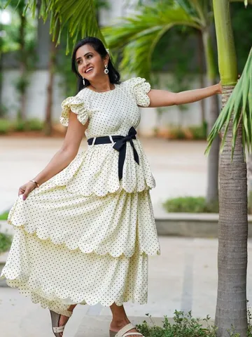 యాంకర్ గా రీఎంట్రీ ఇస్తోన్న లాస్య.!