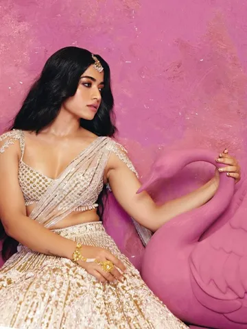 దేవ కన్యలా నేషనల్ క్రష్ రష్మిక..!