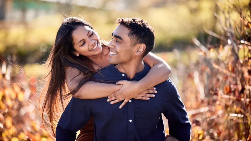 Relationship Tips: మీ భార్య మీ దగ్గర ఏదైనా దాస్తున్నారా? ఇలా తెలుసుకోండి!