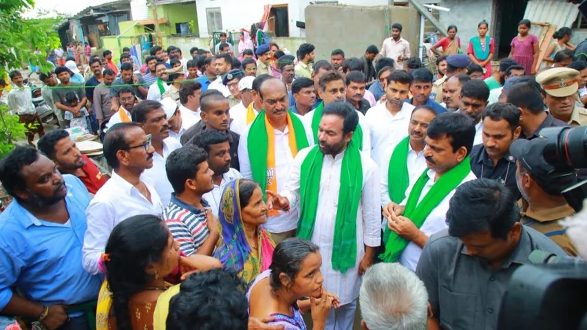 Kishan Reddy: వరద ప్రభావిత ప్రాంతల్లో కిషన్ రెడ్డి, భట్టి పర్యటన