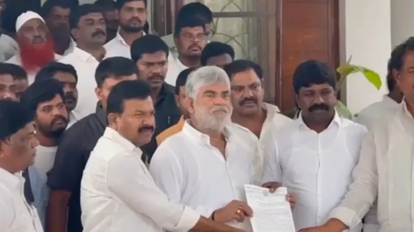 MLA Veeresham: పోలీసుల తీరుపై స్పీకర్‌కు వేముల వీరేశం ఫిర్యాదు