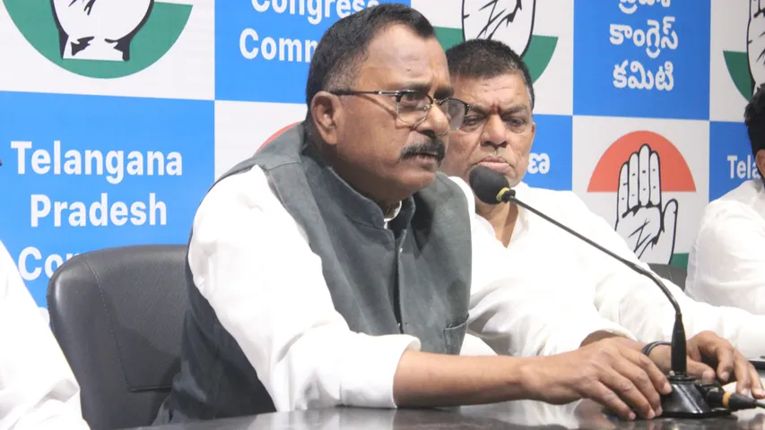 వరద బాధితులకు ఎంపీ మల్లు రవి సాయం
