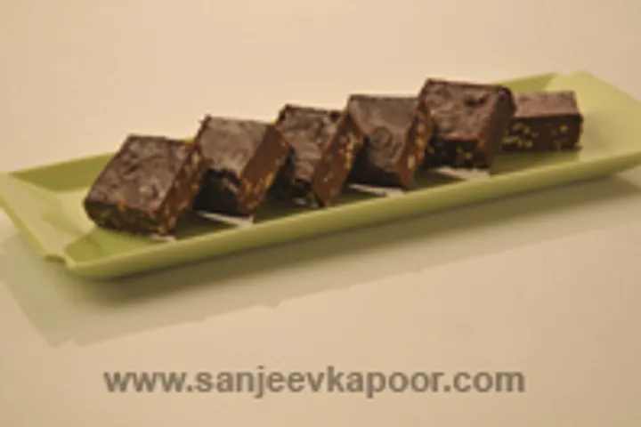 जॅगरी एन्ड चॉकोलेट फज़